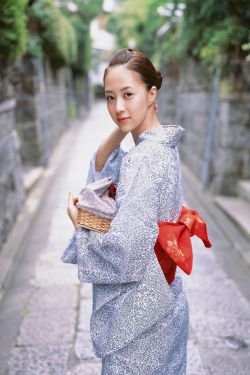 暴躁少女csgo视频播放器推荐